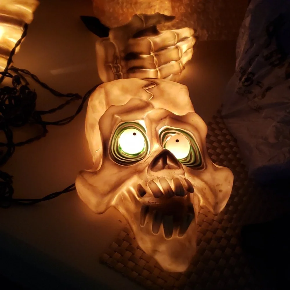 Halloween Skeleton String Lights - Picture 9 of 17
